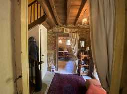 Superb 17th century Bearnaise farm in the heart of the Jurancon wine region just 20 minutes from Pau